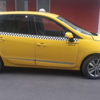 Renault Scenic 1.5 dci, снимка 3 - Автомобили и джипове - 40648077