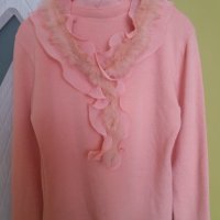 Дамска блуза с пухкава яка, снимка 1 - Блузи с дълъг ръкав и пуловери - 36716069