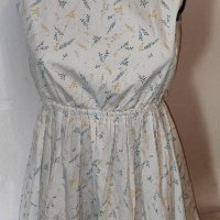 Елегантна къса рокля р-р 12А, 146-152 см, снимка 1 - Рокли - 40854755