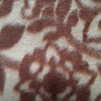 Одеяло 150/185 см, 100 % ПАН , снимка 2 - Олекотени завивки и одеяла - 39118990