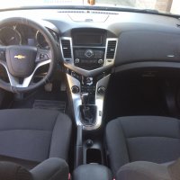 Лек автомобил Chevrolet Cruze 2012г, снимка 5 - Автомобили и джипове - 38439998