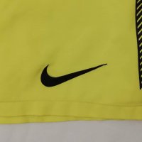 Nike DRI-FIT Manchester United Shorts оригинални гащета L Найк шорти, снимка 3 - Спортни дрехи, екипи - 36949104