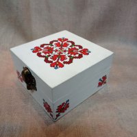 Ръчно изработена кутия с шевици, снимка 4 - Подаръци за жени - 39896543