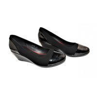 Дамски елегантни обувки в черно с лак, снимка 2 - Дамски елегантни обувки - 44094838