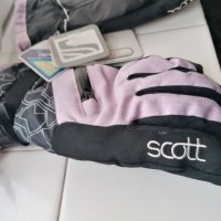 Продавам нови дамски четирислойни водоустойчиви ръкавици Scott , снимка 2 - Ръкавици - 44081332