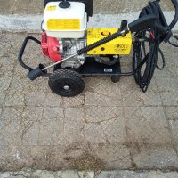 Мощна Професионална бензинова водоструйка Karcher HD 1050 B, снимка 1 - Други инструменти - 43803406