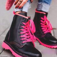 Дамски Боти Black/Pink, снимка 1 - Дамски боти - 38346512