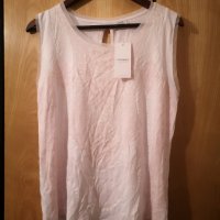 Нова Reserved дамска блуза без ръкави M размер бяло с розово, снимка 1 - Корсети, бюстиета, топове - 32746591
