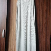 Нова рокля  Zara, снимка 1 - Рокли - 37085663