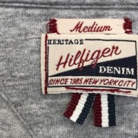 Блуза TOMMY HILFIGER , снимка 2 - Блузи с дълъг ръкав и пуловери - 27014918