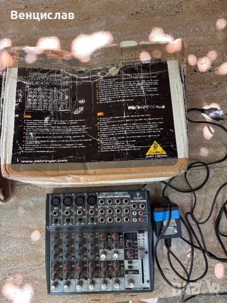 Пулт Behringer Xenix1202FX, снимка 1