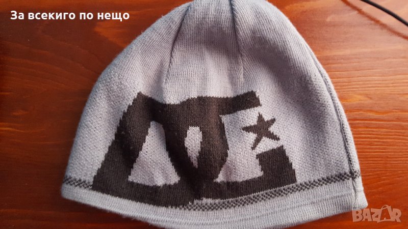  DC  зимна шапка , снимка 1