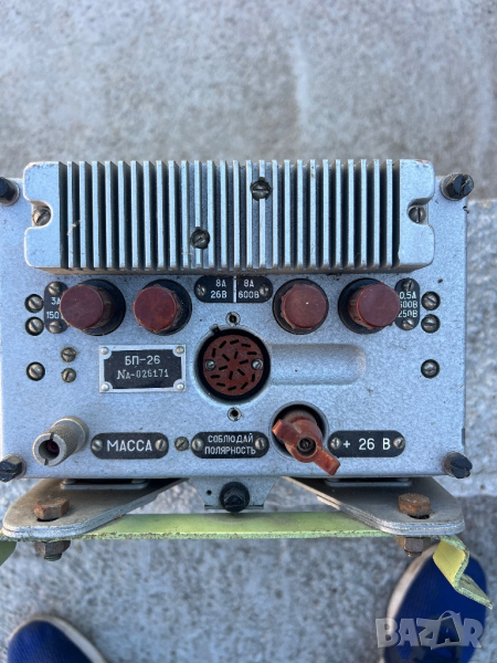 Продавам захранващ блок за радио станция Р123М, снимка 1