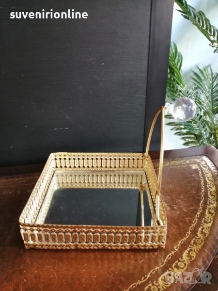 Златиста метална бонбониера , снимка 1
