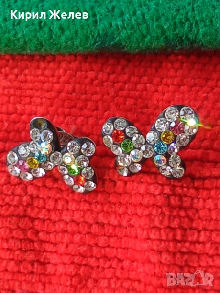 ЕФЕКТНИ СРЕБЪРНИ ОБЕЦИ ПЕПЕРУДИ СРЕБРО 925 с РАЗНОЦВЕТНИ ФАСЕТИРАНИ ИСКРЯЩИ КРИСТАЛИ 27981, снимка 1