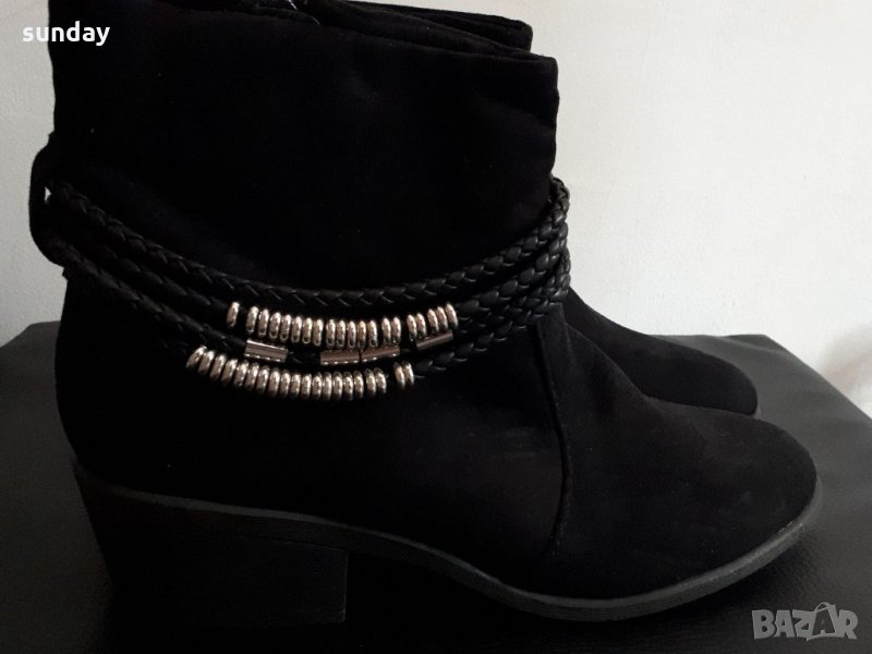 РАЗПРОДАЖБА Уникални, нови велурени обувки, 36размер, снимка 1