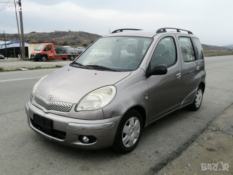 Toyota YarisVerso 1.4 D4D 75коня на части, снимка 1