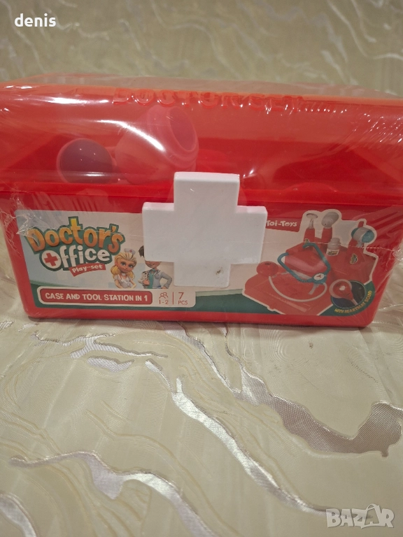 Детски комплект за игра с куфар с лекар - червен, снимка 1
