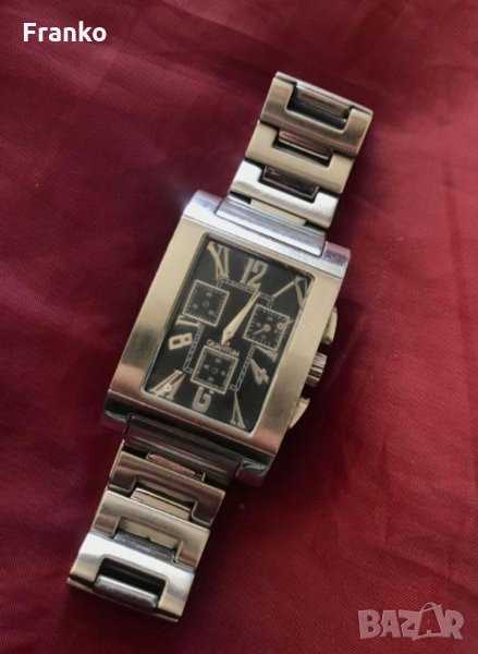 Уникален и стилен часовник, снимка 1