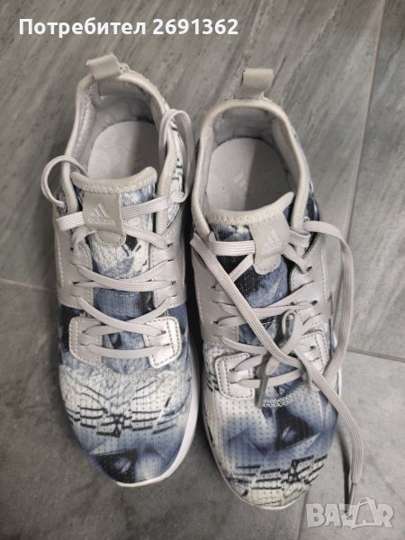 Дамски маратонки Adidas, снимка 1