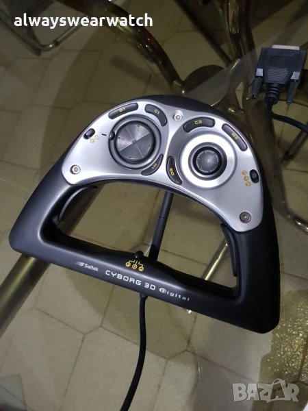 Джойстик / контролер / Геймпад за компютър Saitek Cyborg 3D Digital Pad / Joystick, снимка 1