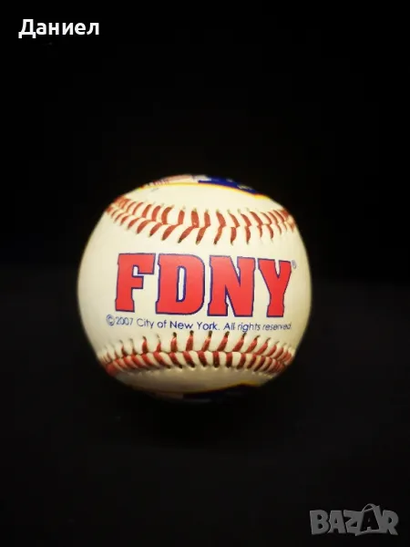 Бейзболна топка от New York , снимка 1