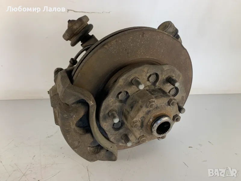 Десен шенкел главина Нисан Терано II Nissan Terrano 2.7 3.0 (96-04)г., снимка 1