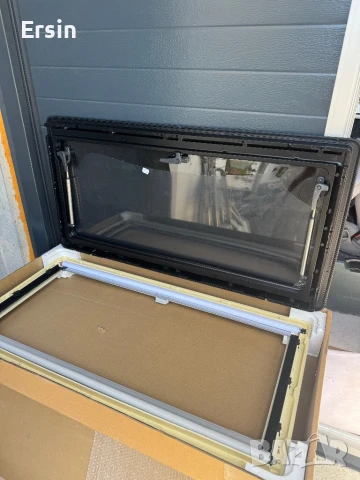 Прозорец Dometic Seitz с щора и комарник (Чисто нов) Монтажен размер : 1000х500, снимка 8 - Къмпинг мебели - 51321256