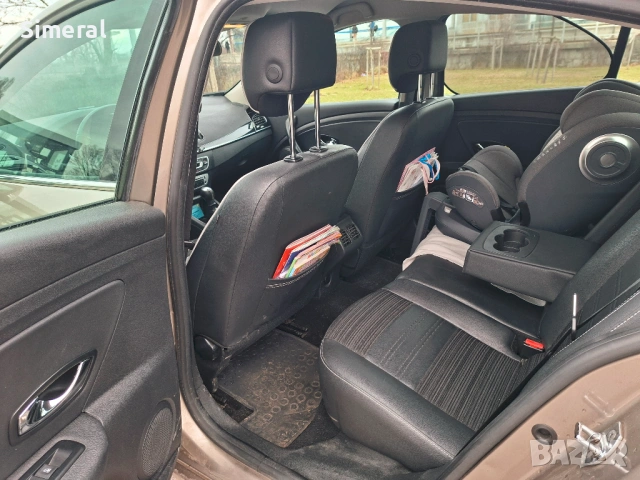 Renault Megane / Fluence 1.5 dci 110 к.с Facelift , снимка 12 - Автомобили и джипове - 53421209