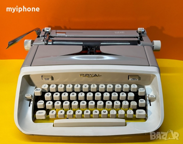Пишеща Машина Royal Made in USA 3 Цвята Qwerty клавиатура топ състояние