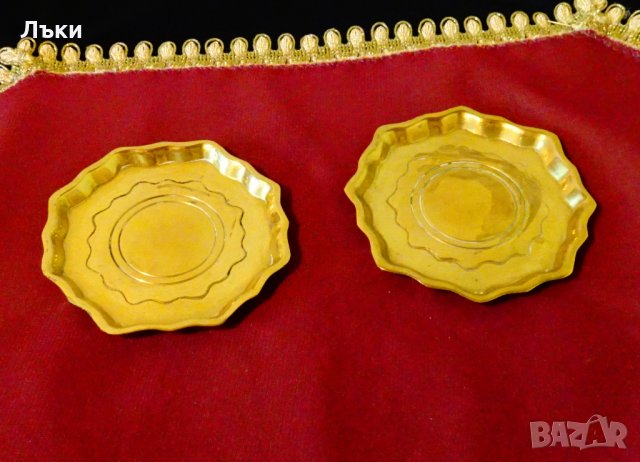 Масивна бронзова чиния за хапки 12 см. , снимка 1 - Антикварни и старинни предмети - 33337261
