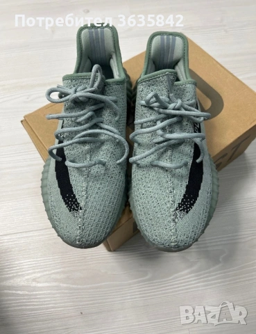 Оригинални adidas yeezy 350 v2, снимка 3 - Маратонки - 53080398