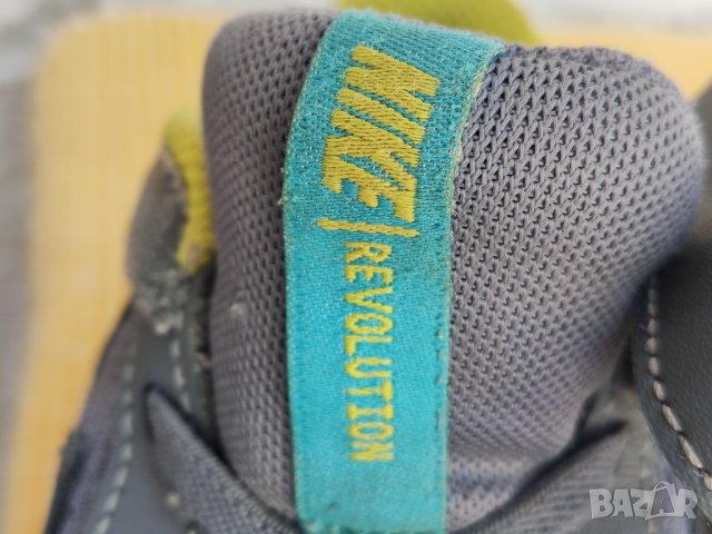 детски маратонки Nike Revolution 5, снимка 6 - Детски маратонки - 43306494