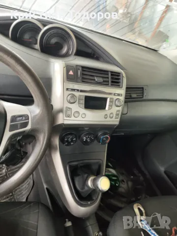 Toyota Verso 2010г 126кс 2.0 дизел на части, снимка 9 - Части - 49122585