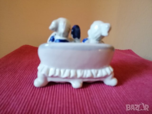 Порцеланова статуетка. , снимка 5 - Антикварни и старинни предмети - 28405034