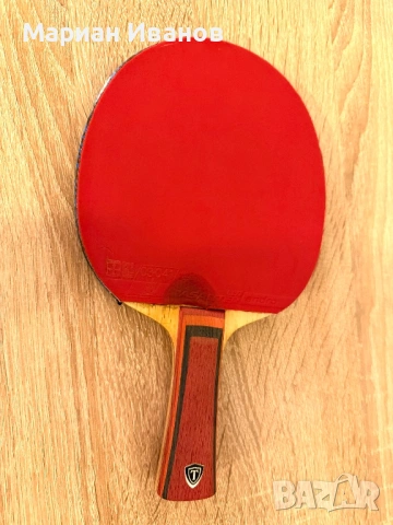 Професионална хилка Xiom Fuga с Hurricane 3 и Rasanter R47 + Подаръци, снимка 2 - Тенис - 53435885