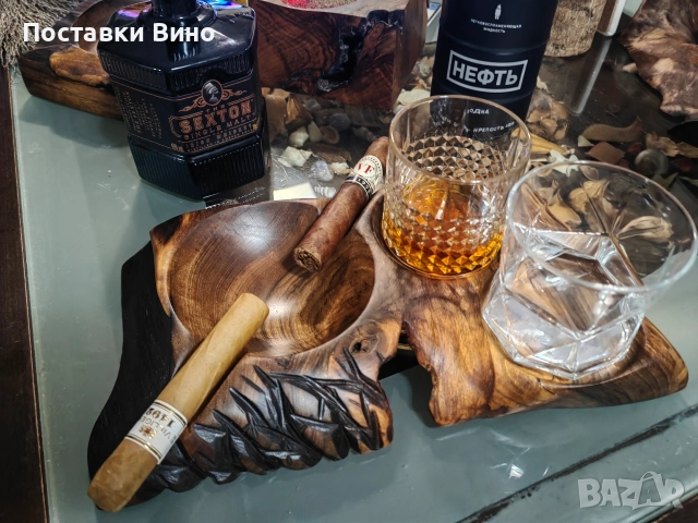 Пепелник за пури с място за чаши