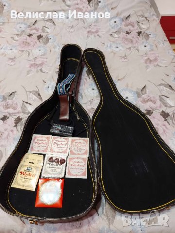 Класическа китара Rainer Krempel 1979 произведена в Германия., снимка 9 - Китари - 43734779