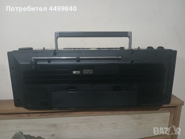 ПРОДАВАМ ВЪВ ПЕРФЕКТЕН ВЪНШЕН ВИД КАСЕТОФОН ( HITACHI TRK-WP7E), снимка 3 - Радиокасетофони, транзистори - 53487370