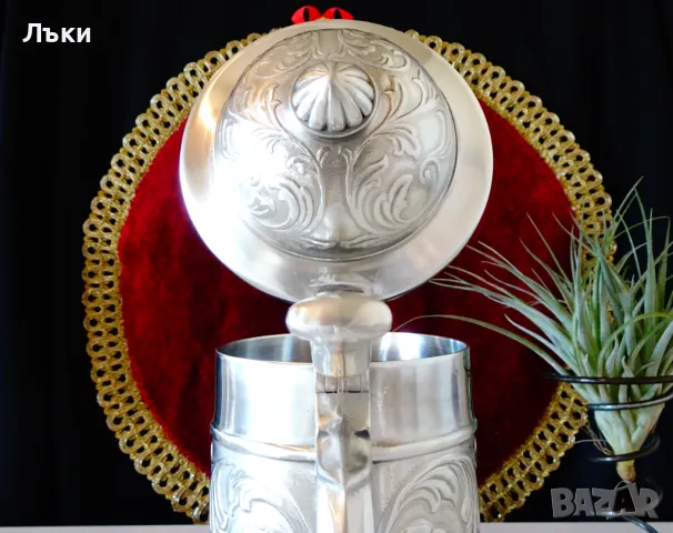 Халба от калай,орнаменти,кралска лилия. , снимка 7 - Антикварни и старинни предмети - 48544035