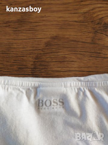 hugo boss - страхотна дамска тениска КАТО НОВА, снимка 8 - Тениски - 36590004