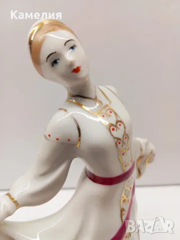 Порцеланова фигура , снимка 5 - Статуетки - 43762245