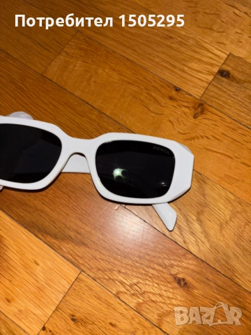 Очила Prada , снимка 9 - Слънчеви и диоптрични очила - 52064361