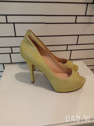 GUESS дамски обувки на ток , снимка 5 - Дамски елегантни обувки - 37052621