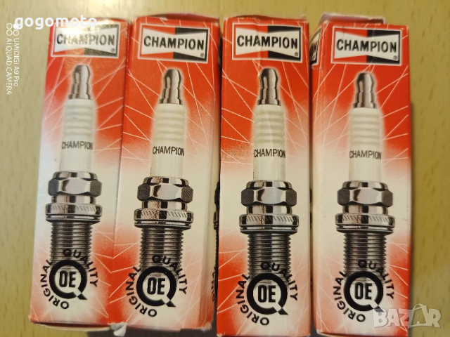 ПОДАРЪК при покупка НАД  200 лв./НОВИ Запалителни свещи Champion Double Copper RC9YCC Spark Plug, снимка 7 - Аксесоари и консумативи - 36408819