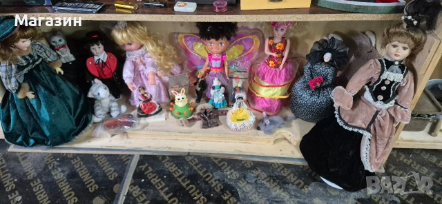 Колекция от кукли 