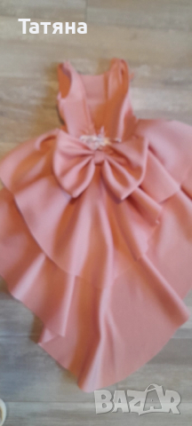 Красива елегантна рокля, снимка 4 - Детски рокли и поли - 52300192
