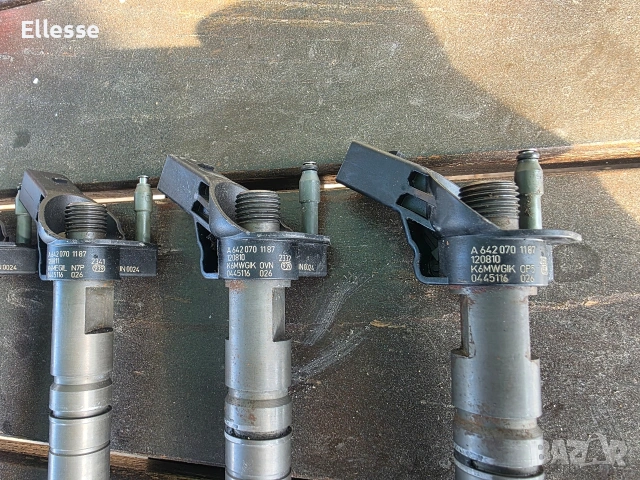 Дюзи Мерцедес Е350,С350 А6420701187, снимка 3 - Части - 53494659