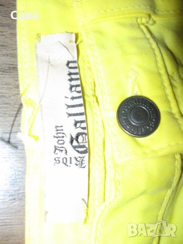 Дънки JOHN GALLIANO  дамски,С, снимка 4 - Дънки - 37322204