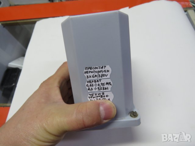 Чешки Пресостат за налягане - нерегулеруем 3х 6А/ 380V, обхват 0,63- 0,95mPa ( 9,5 атмосфери ) 